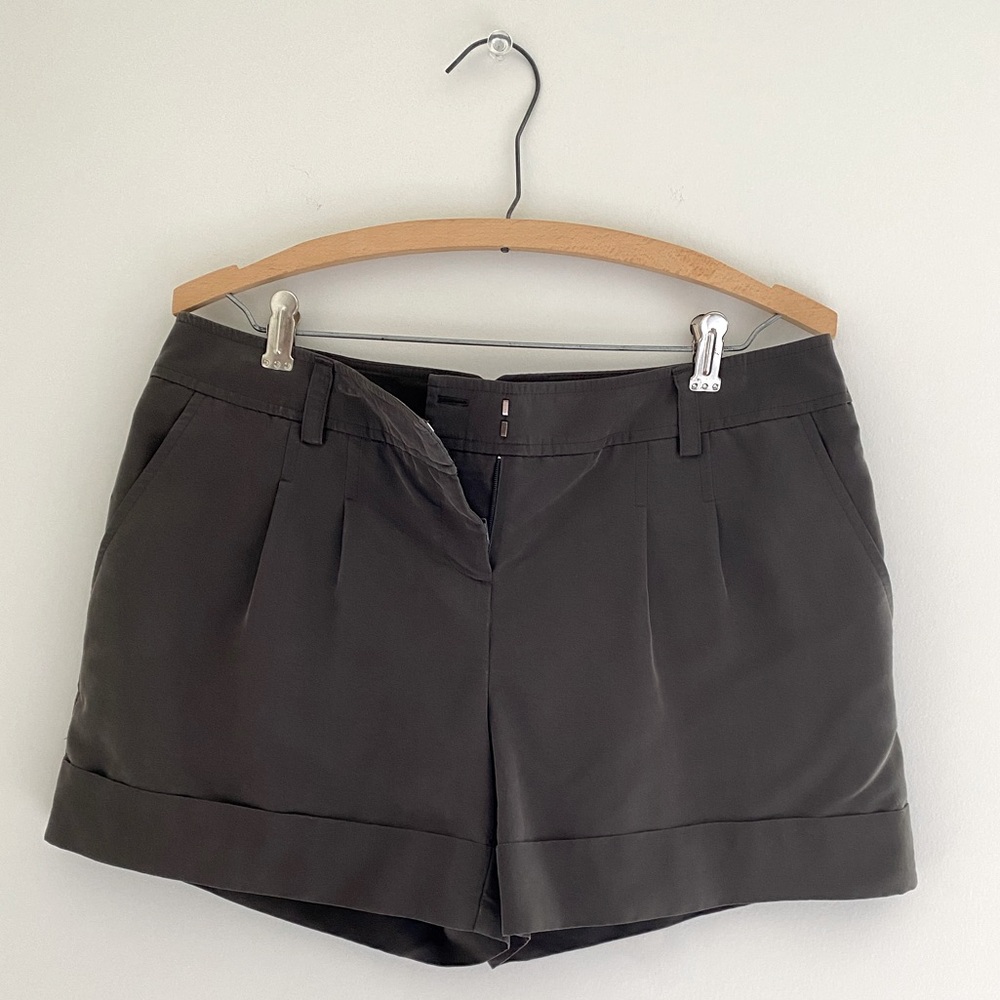 Y2K Elle Shorts, Olive Green, Size 8